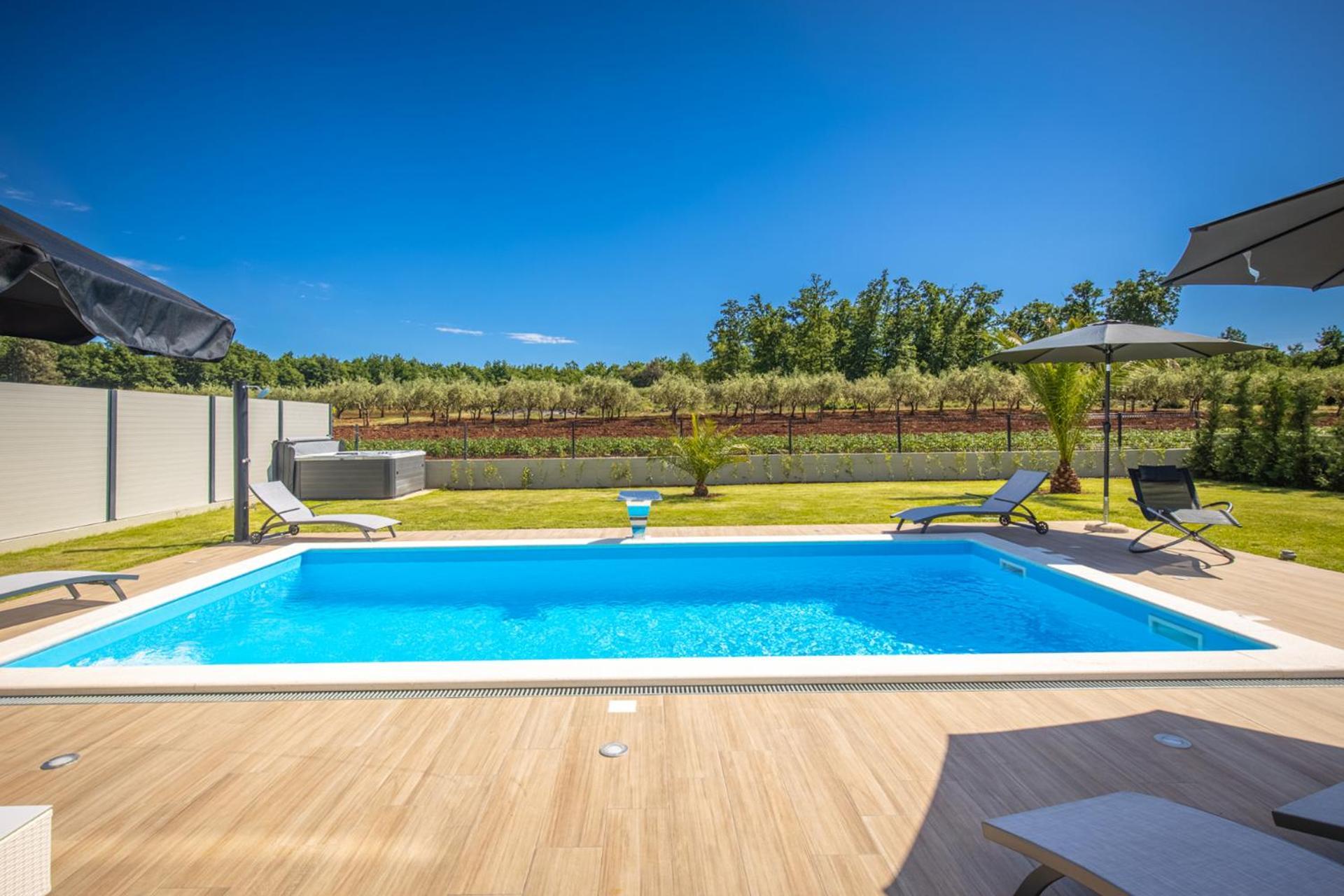 Beautiful Modern Villa *