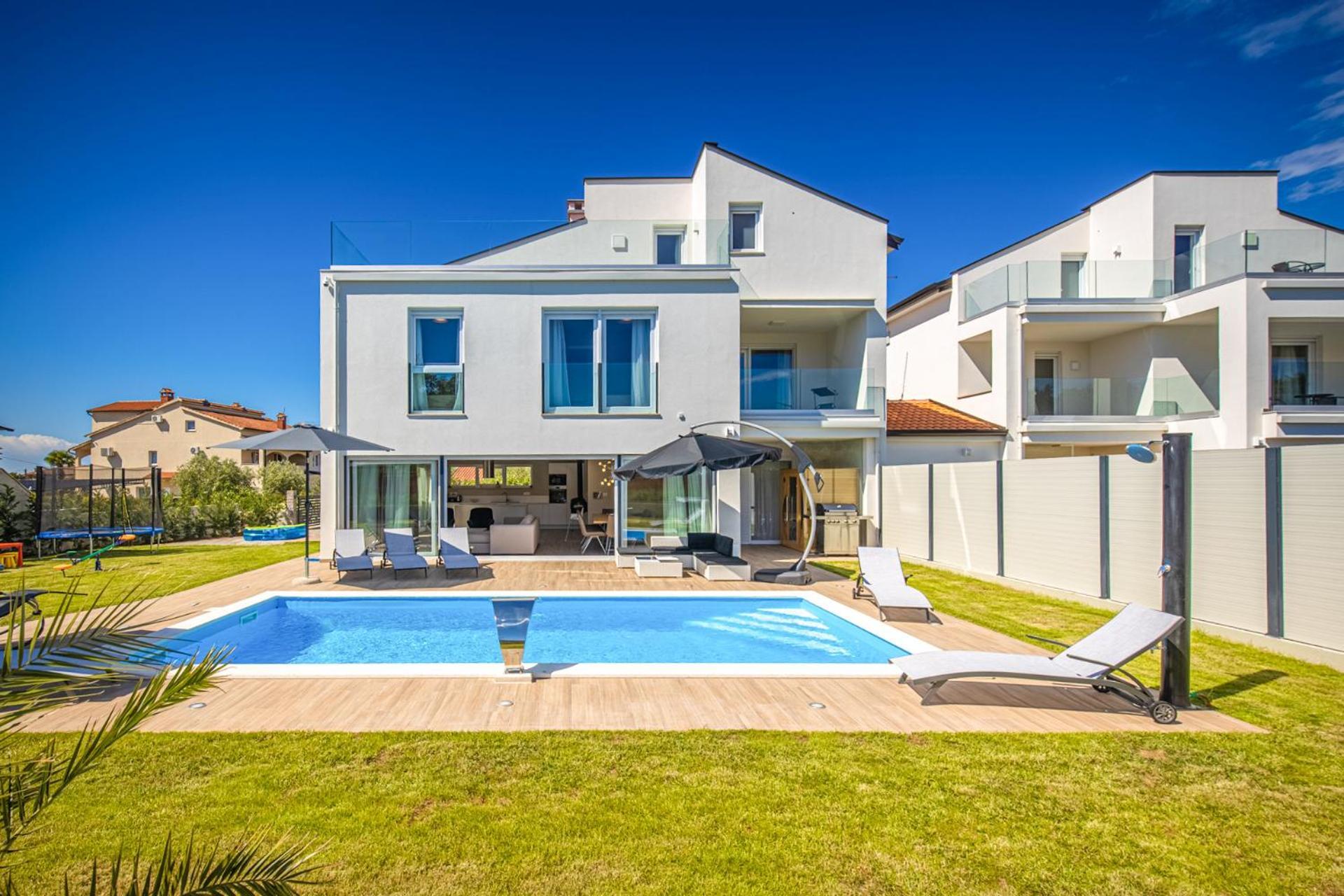 Beautiful Modern *