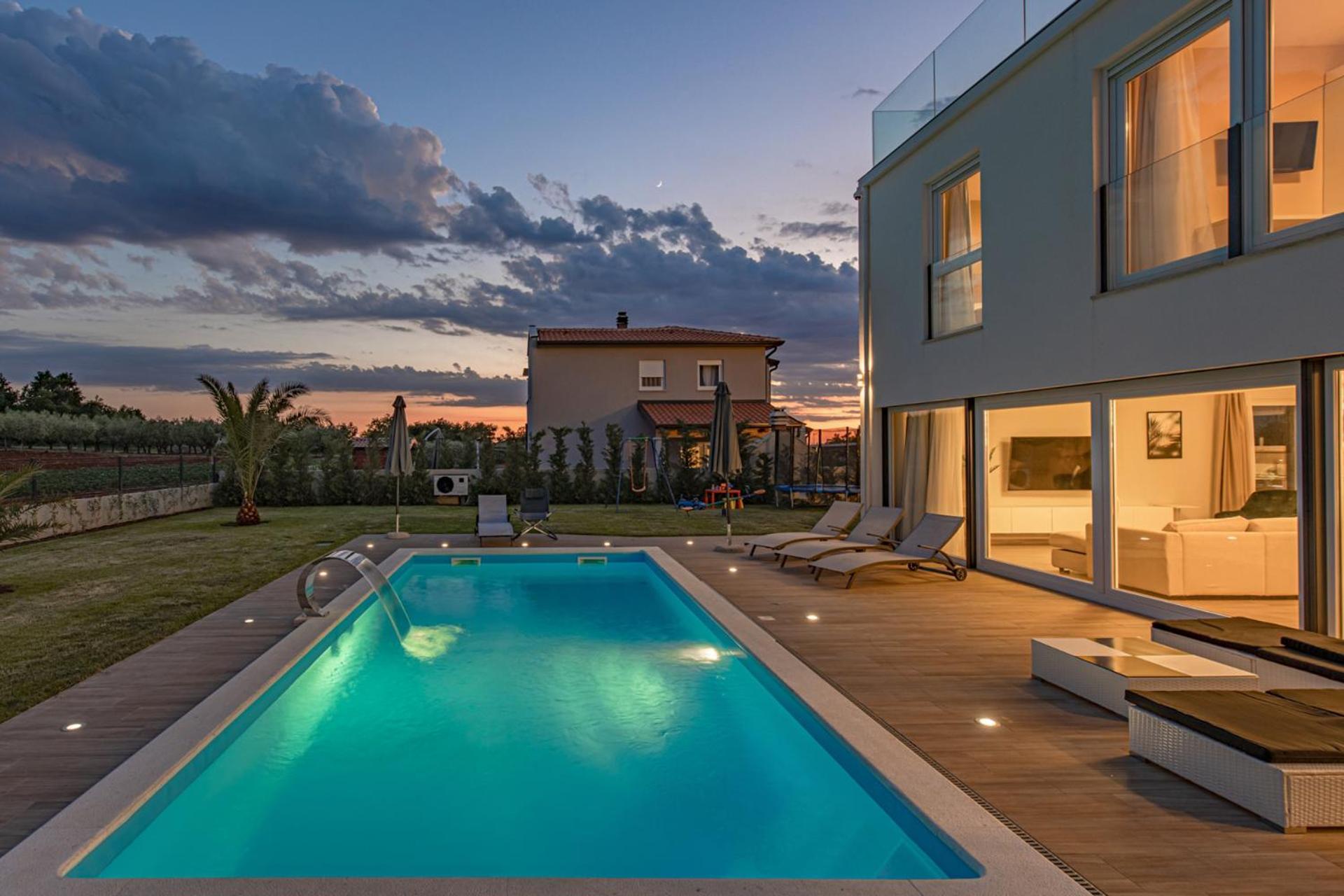 Beautiful Modern Vila