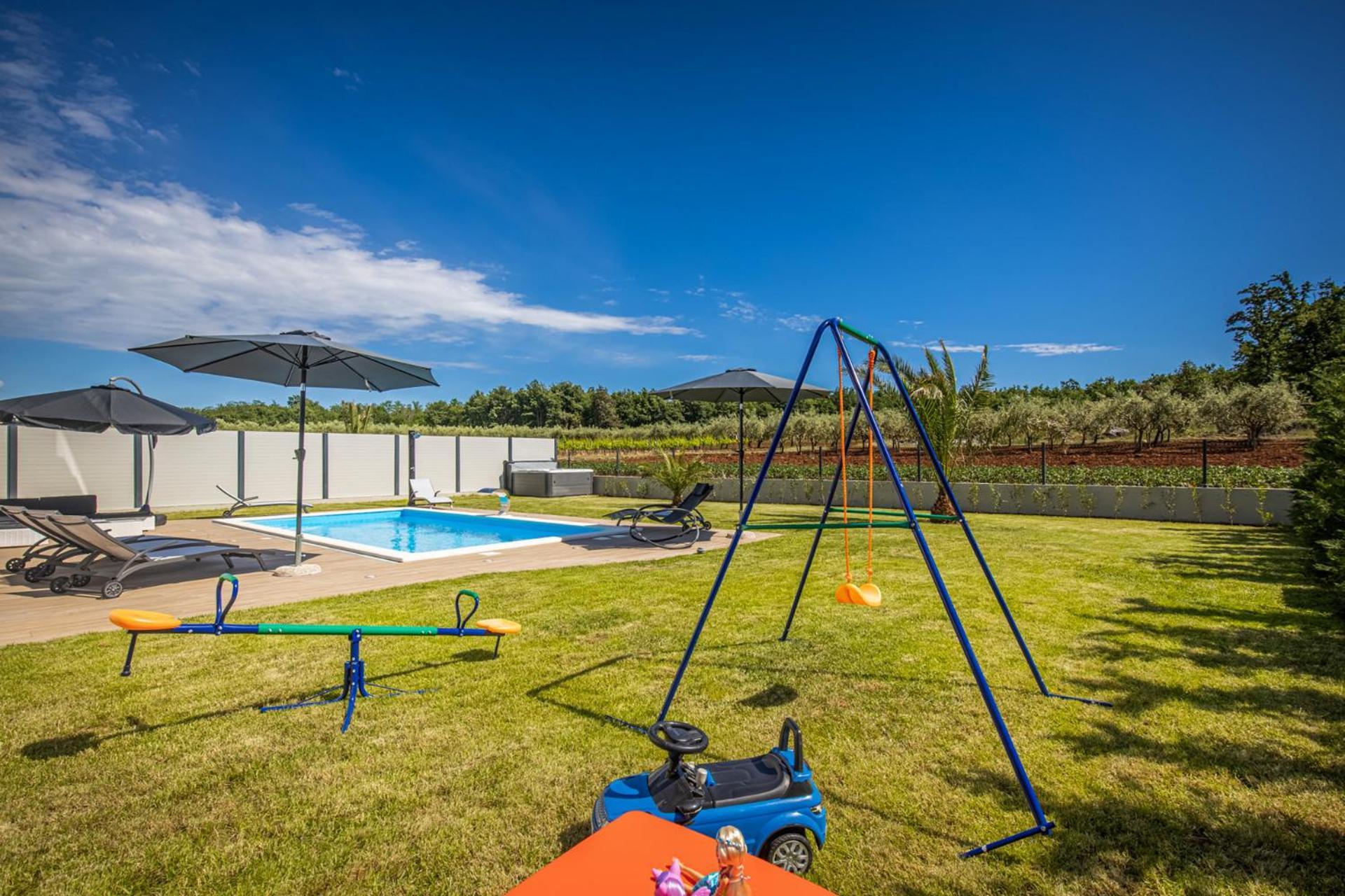 Vila Beautiful Modern *